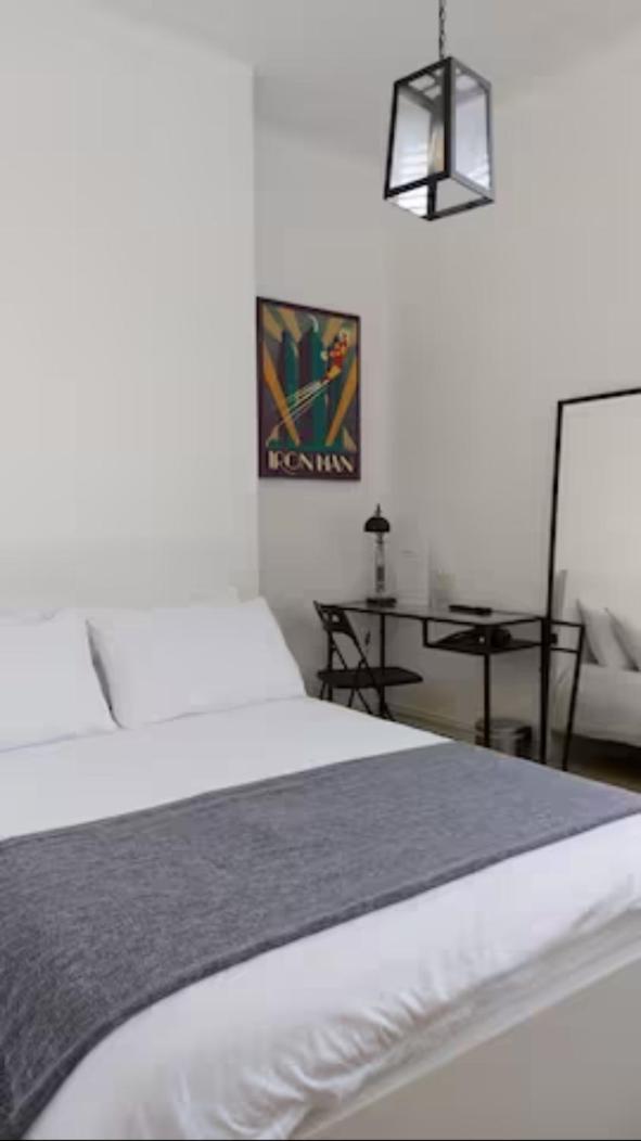 Stylish Double Room In City Centre - Shared Bathroom - Parking Πρέστον Εξωτερικό φωτογραφία