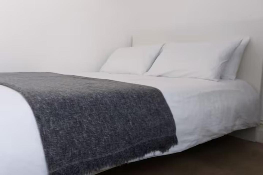 Stylish Double Room In City Centre - Shared Bathroom - Parking Πρέστον Εξωτερικό φωτογραφία